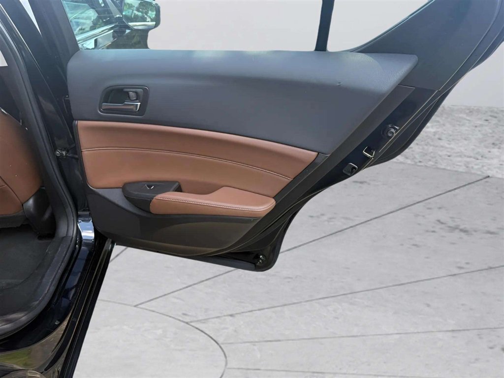 Used 2022 Acura ILX w/ Premium Package FWD image 22