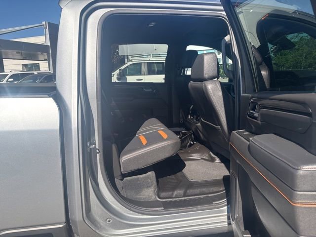 Used 2025 GMC Sierra 2500 AT4 AWD/4WD image 31