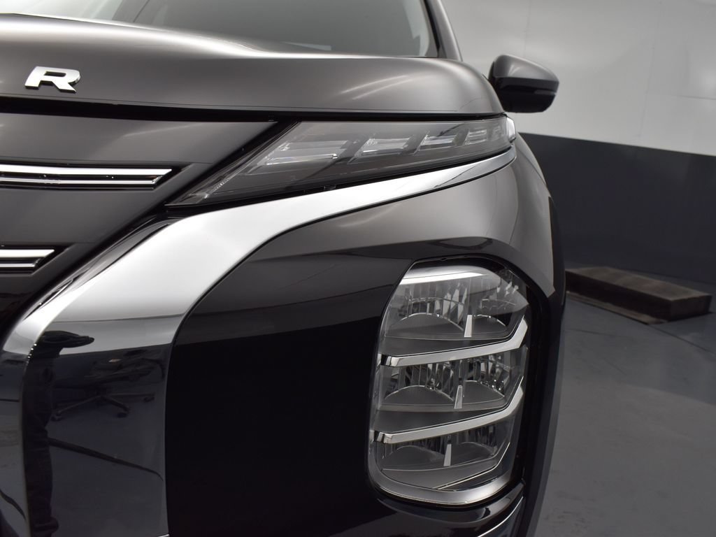 New 2026 Mitsubishi Outlander SE FWD image 5