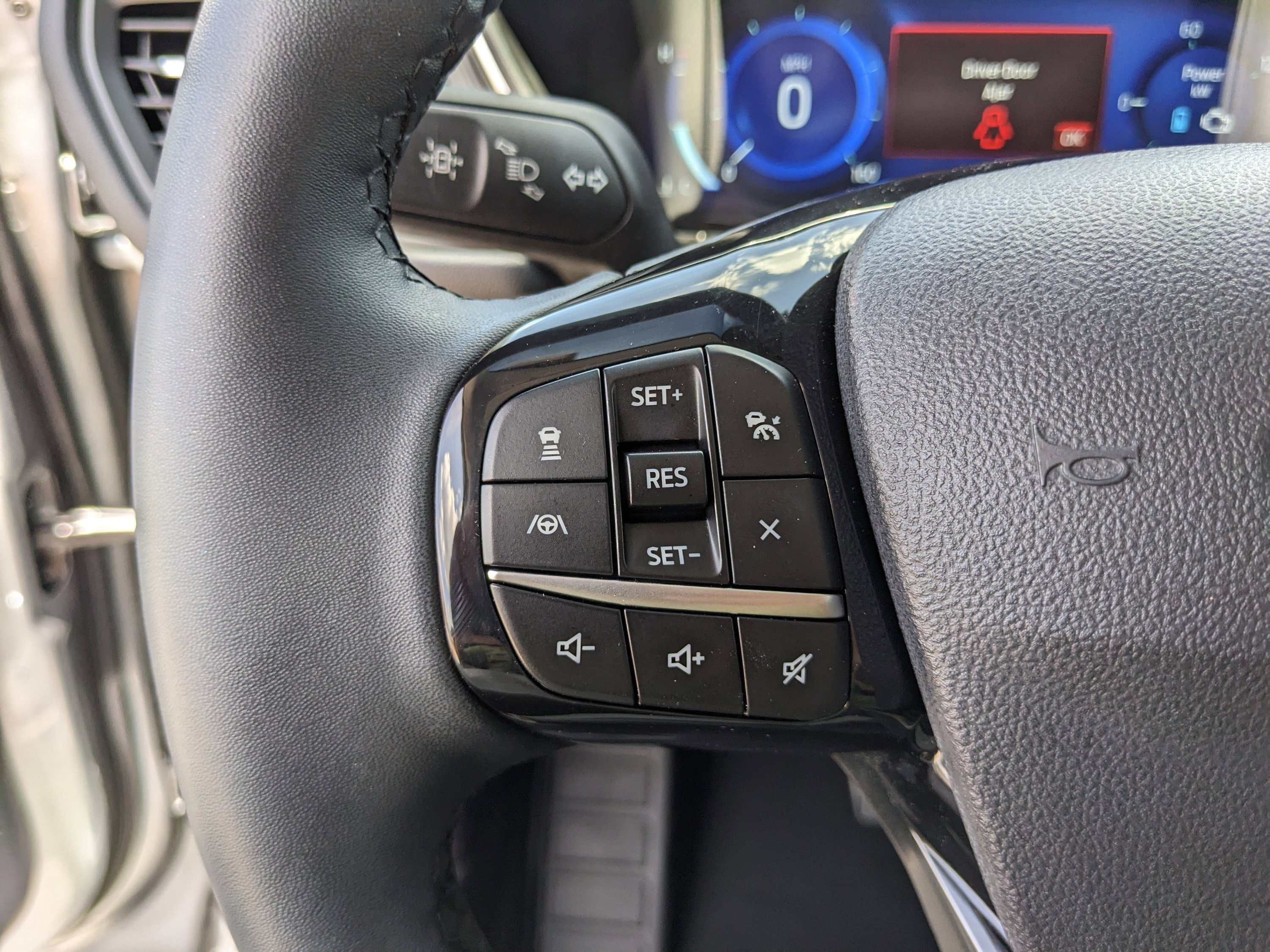 Used 2021 Ford Escape Titanium FWD image 36