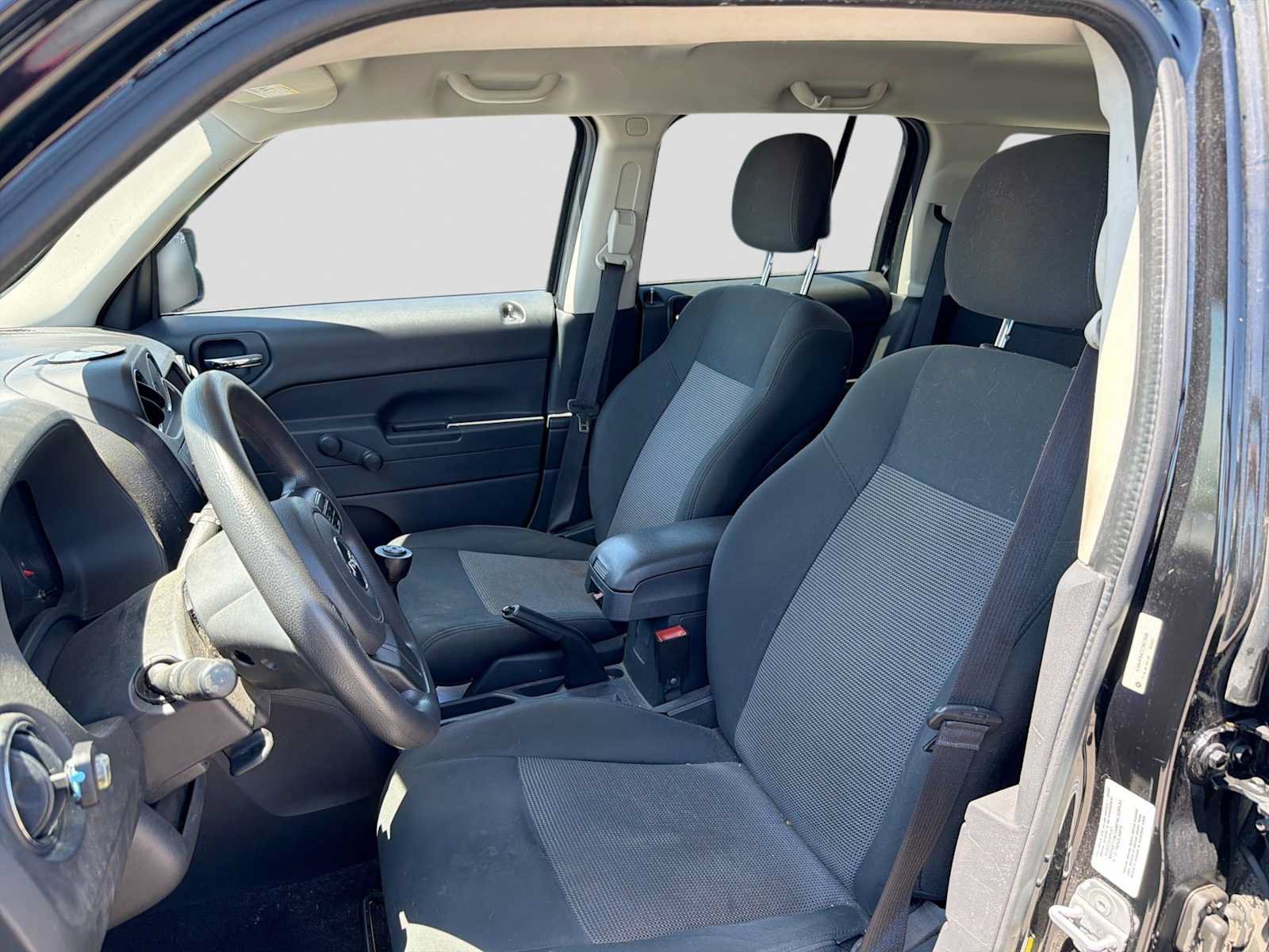 Used 2012 Jeep Patriot Sport FWD image 2