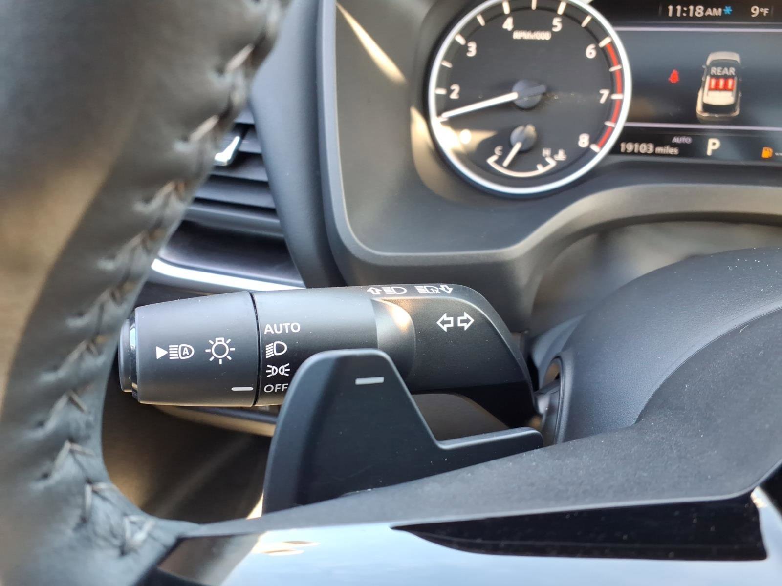 Used 2023 Nissan Rogue SV w/ SV Premium B Package image 30