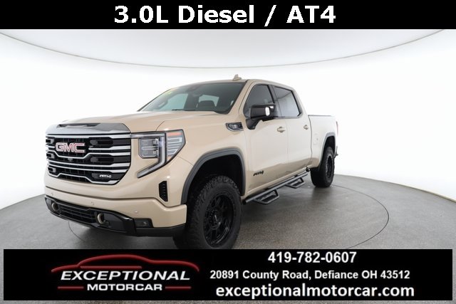 Used 2022 GMC Sierra 1500 AT4 w/ Technology Package image 1