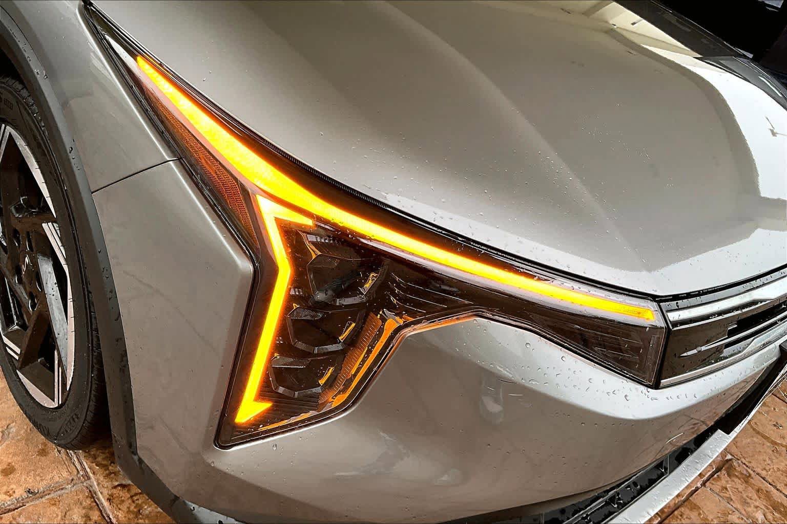 Used 2025 Kia K4 EX image 25