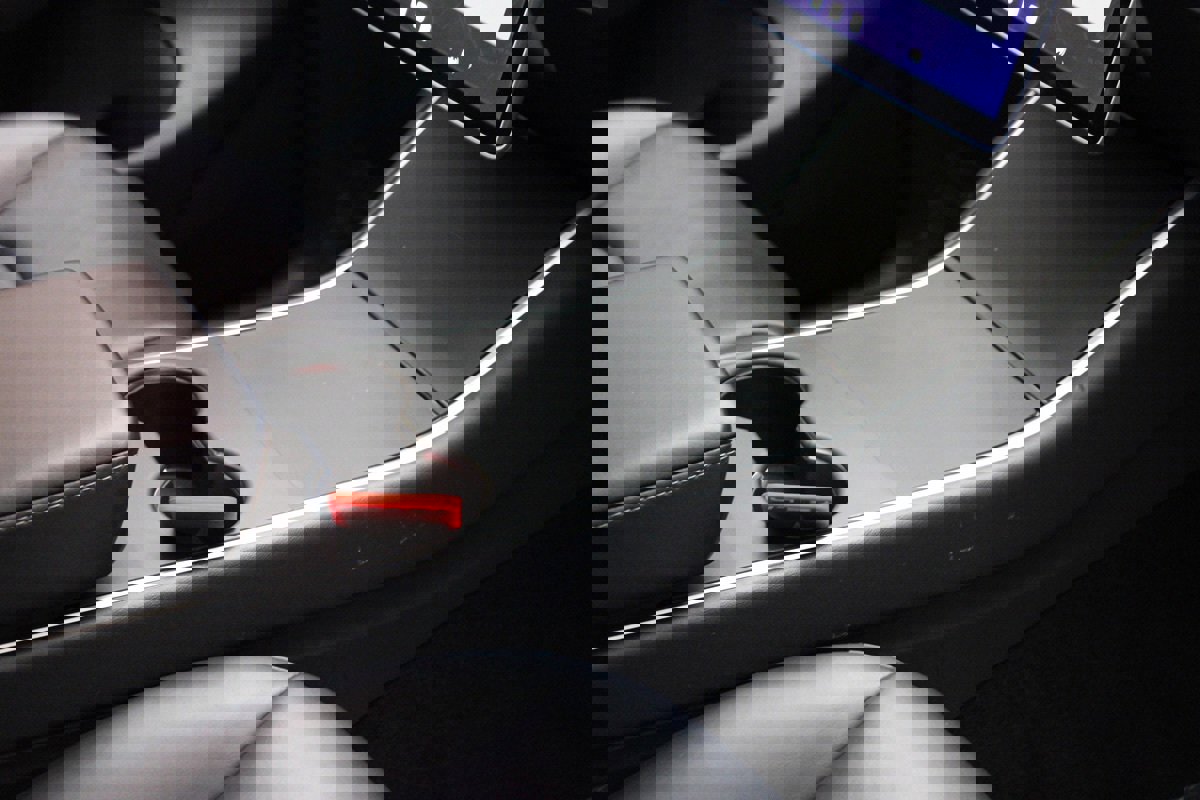 Used 2020 Tesla Model Y Performance image 36