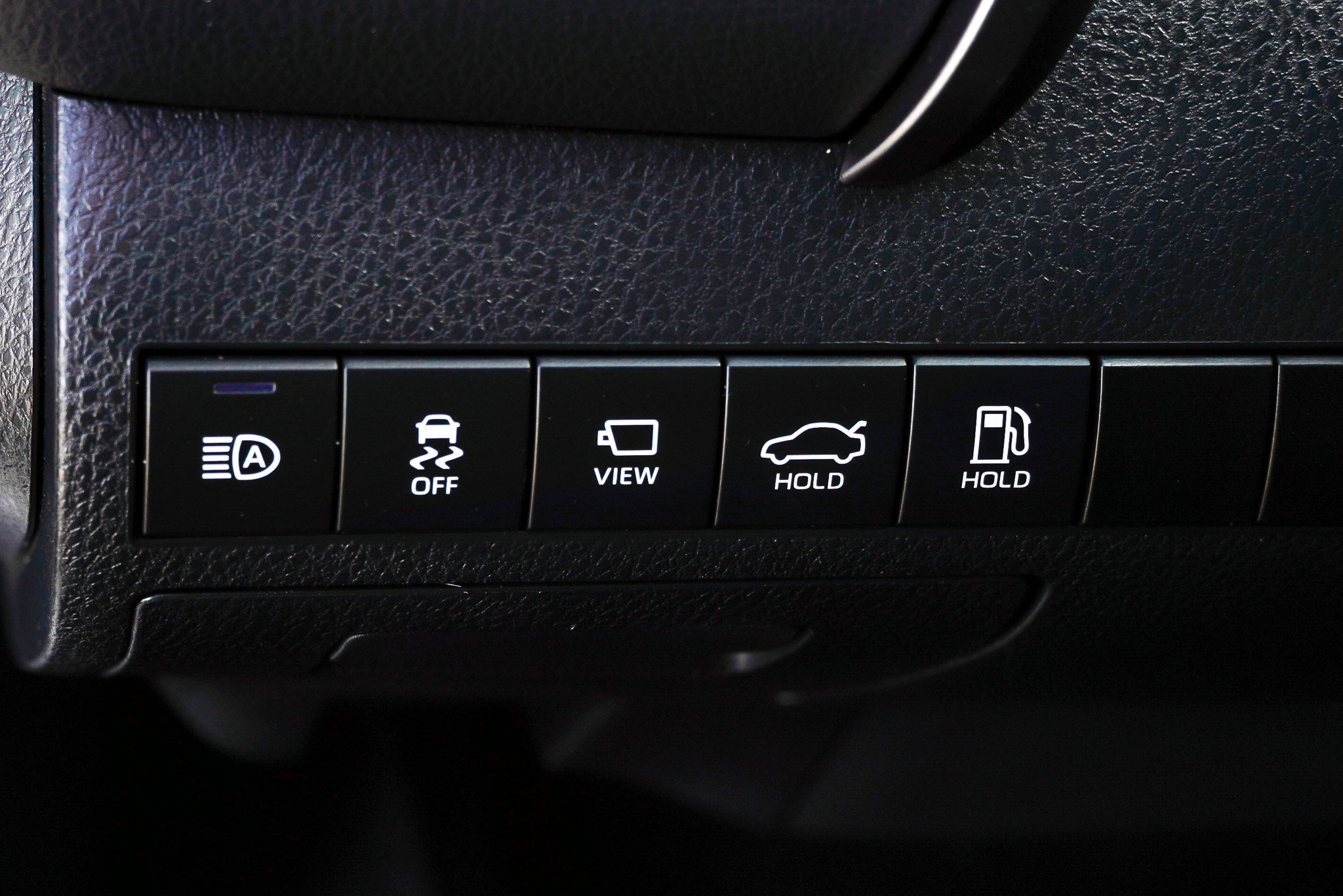 Used 2021 Toyota Camry XSE w/ Navigation Package FWD image 18