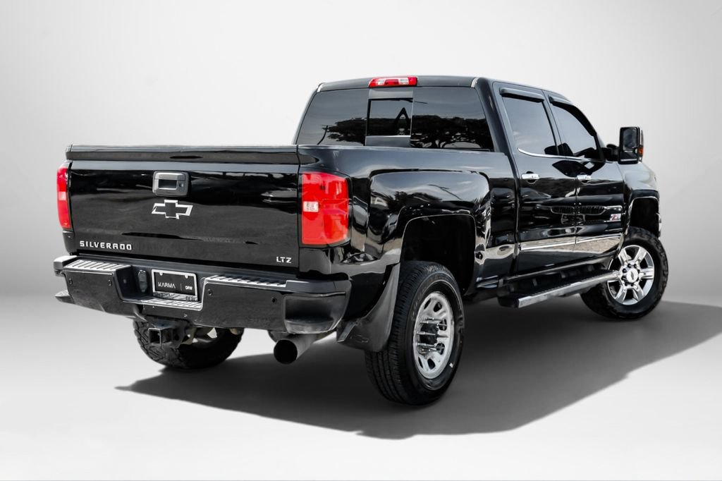 Used 2019 Chevrolet Silverado 2500 LTZ w/ Duramax Plus Package AWD/4WD image 5