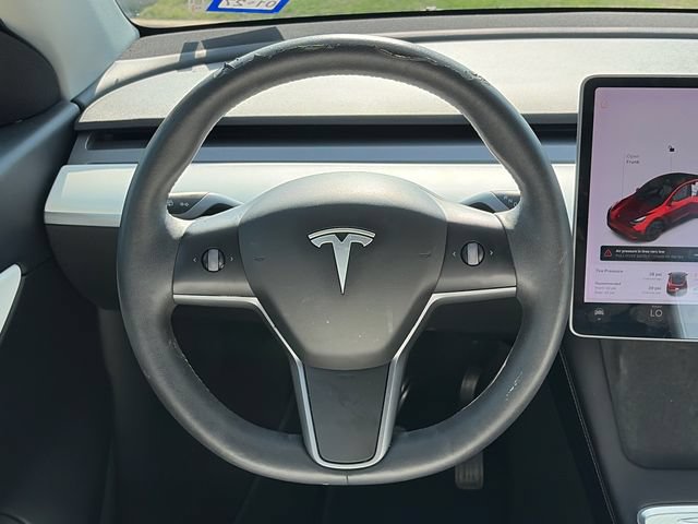Used 2022 Tesla Model Y Long Range AWD/4WD image 15
