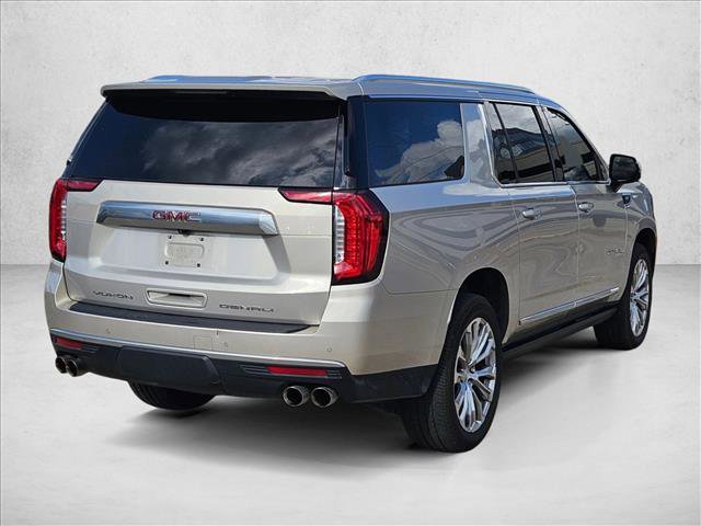 Used 2022 GMC Yukon XL Denali image 5