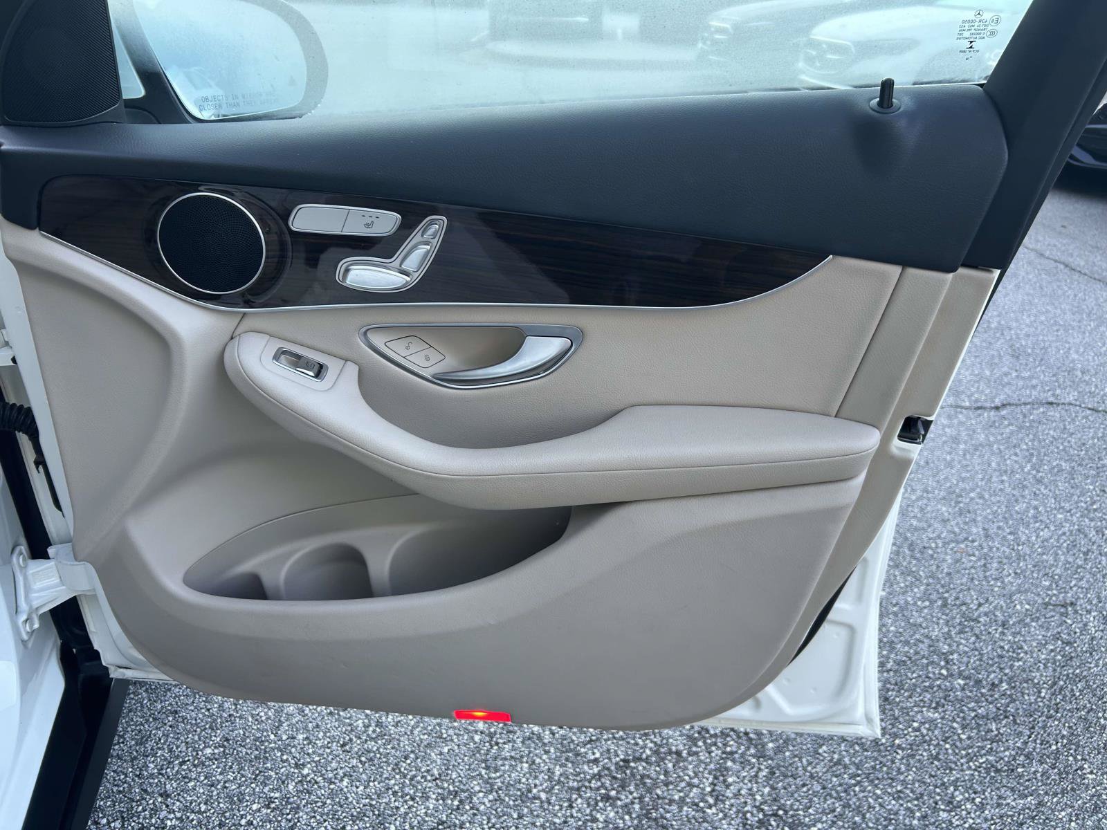 Used 2019 Mercedes-Benz GLC 300 image 46