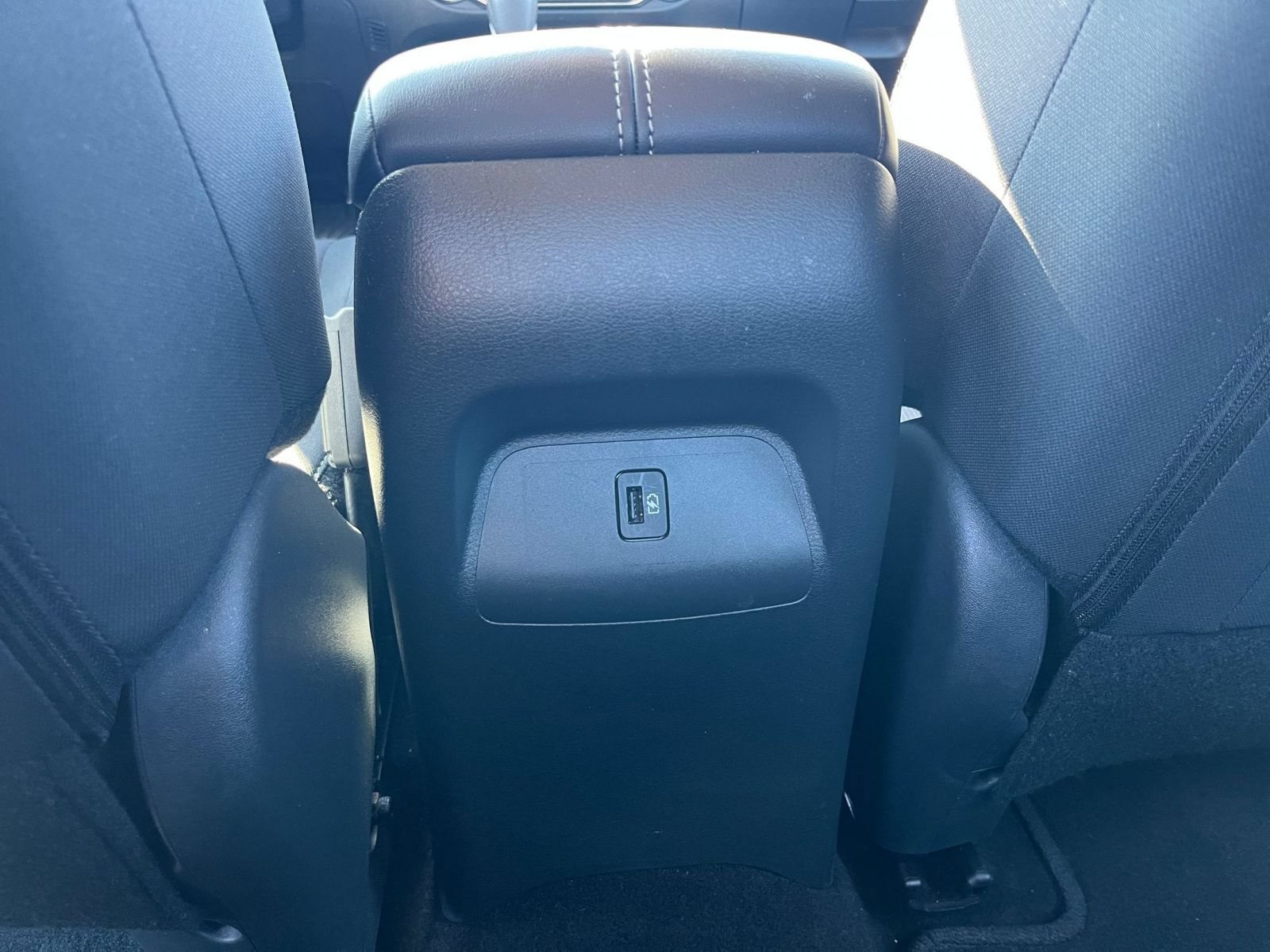 Used 2025 Nissan Sentra SV FWD image 21