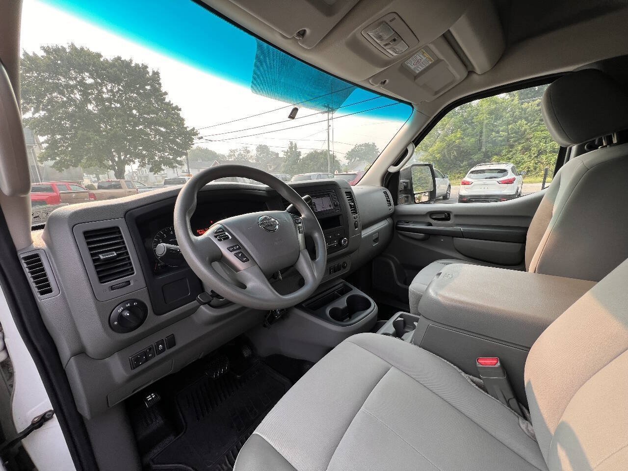 Used 2012 Nissan NV 3500 SV w/ Technology Pkg RWD image 15