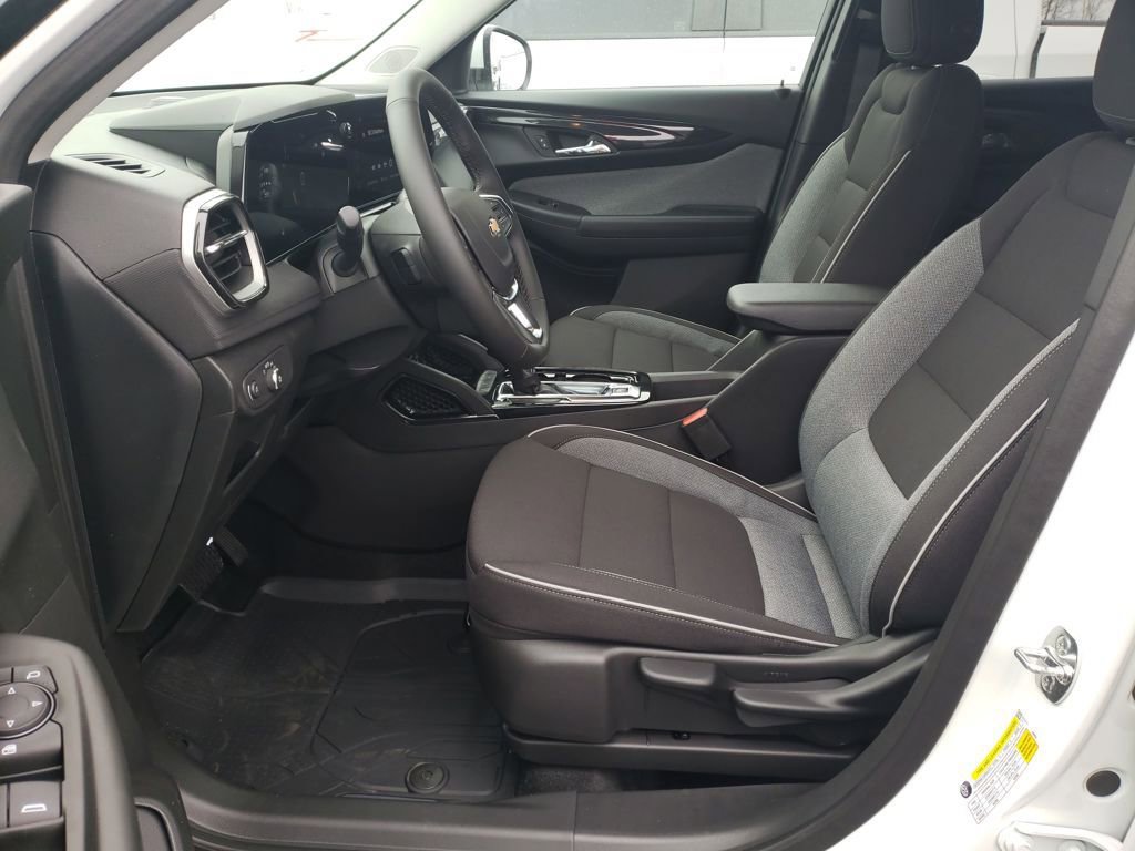 New 2026 Chevrolet TrailBlazer LT w/ LT Cold Weather Package image 9