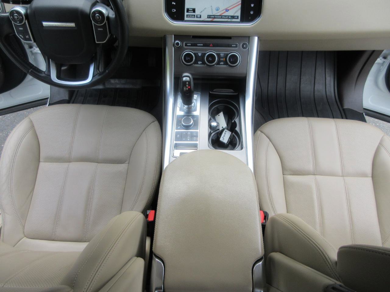 Used 2016 Land Rover Range Rover Sport SE AWD/4WD image 17