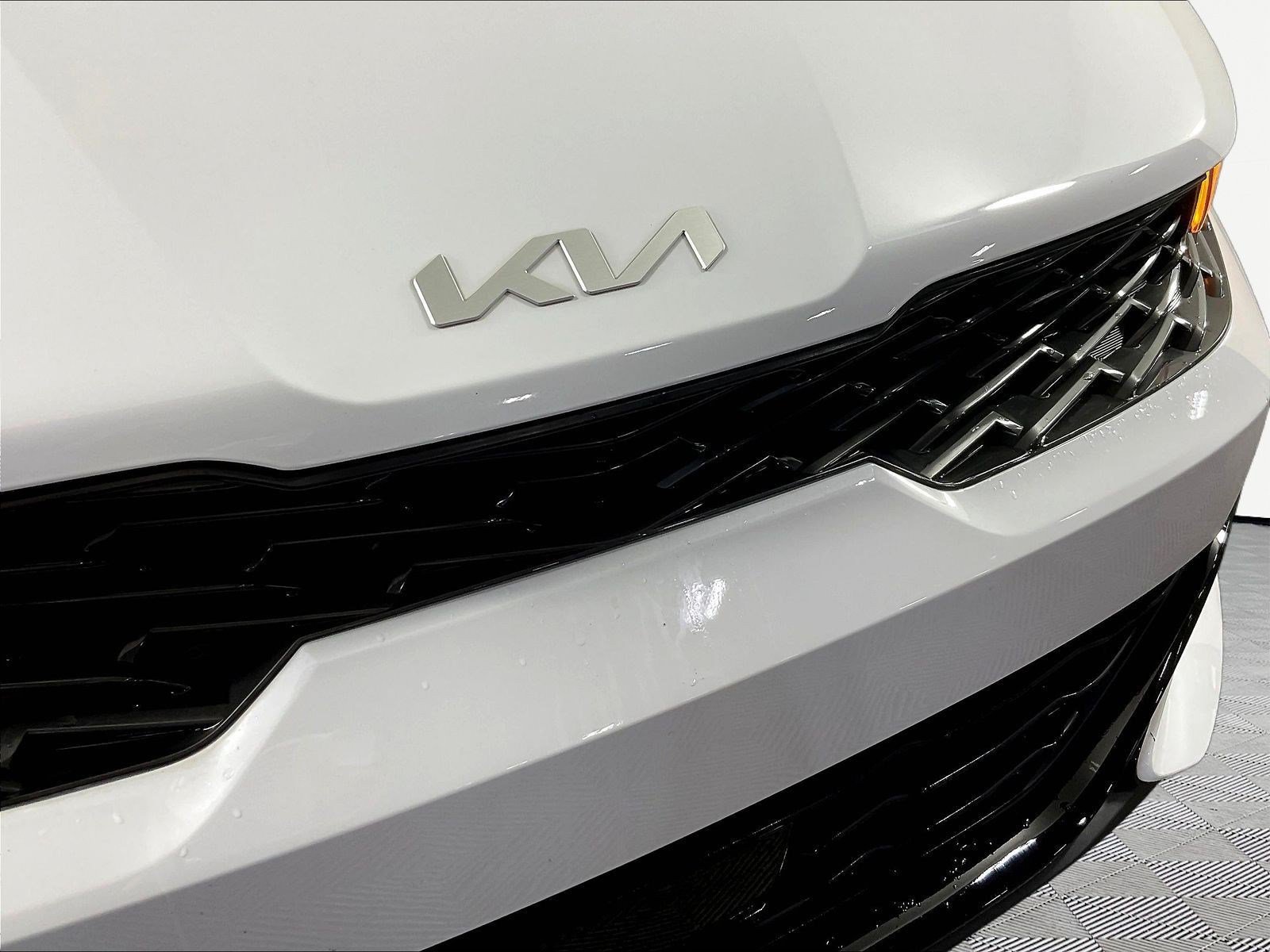 Certified 2024 Kia K5 GT-Line w/ GT-Line Premium Package AWD/4WD image 32