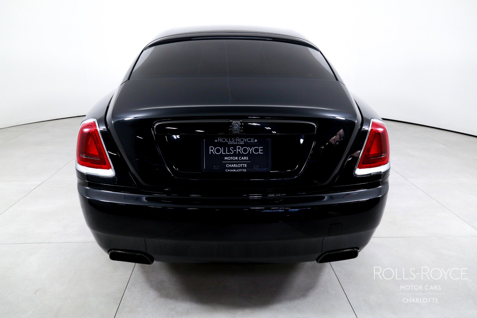 Used 2017 Rolls-Royce Wraith RWD image 9
