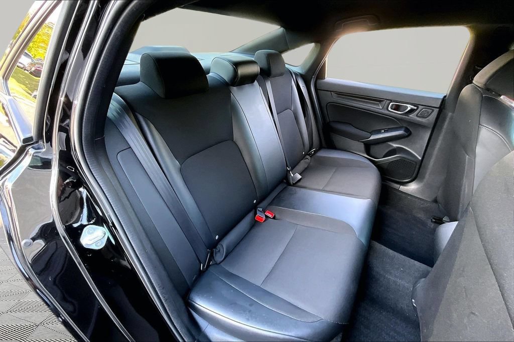 Used 2023 Honda Civic Sport image 17
