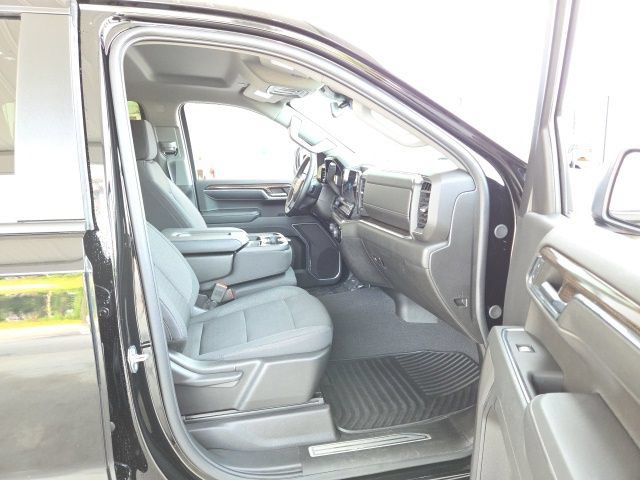 Used 2024 Chevrolet Silverado 1500 LT AWD/4WD image 51