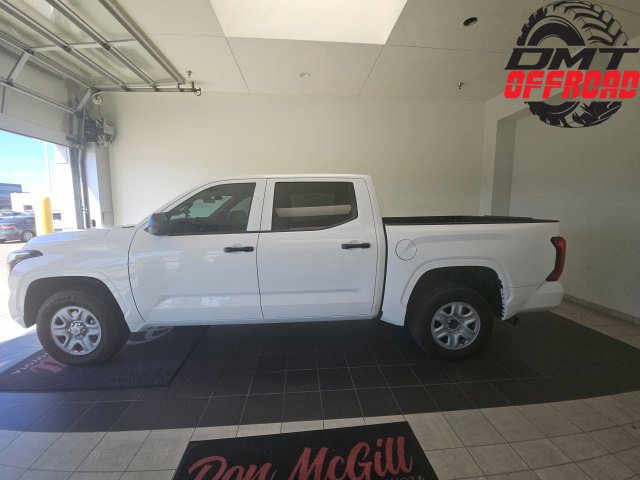 Used 2025 Toyota Tundra SR AWD/4WD image 5