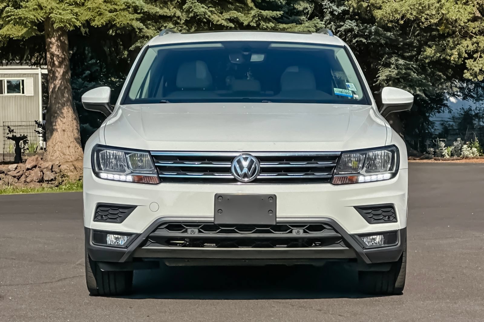 Used 2019 Volkswagen Tiguan SEL w/ 3rd Row Seat Package AWD/4WD image 10