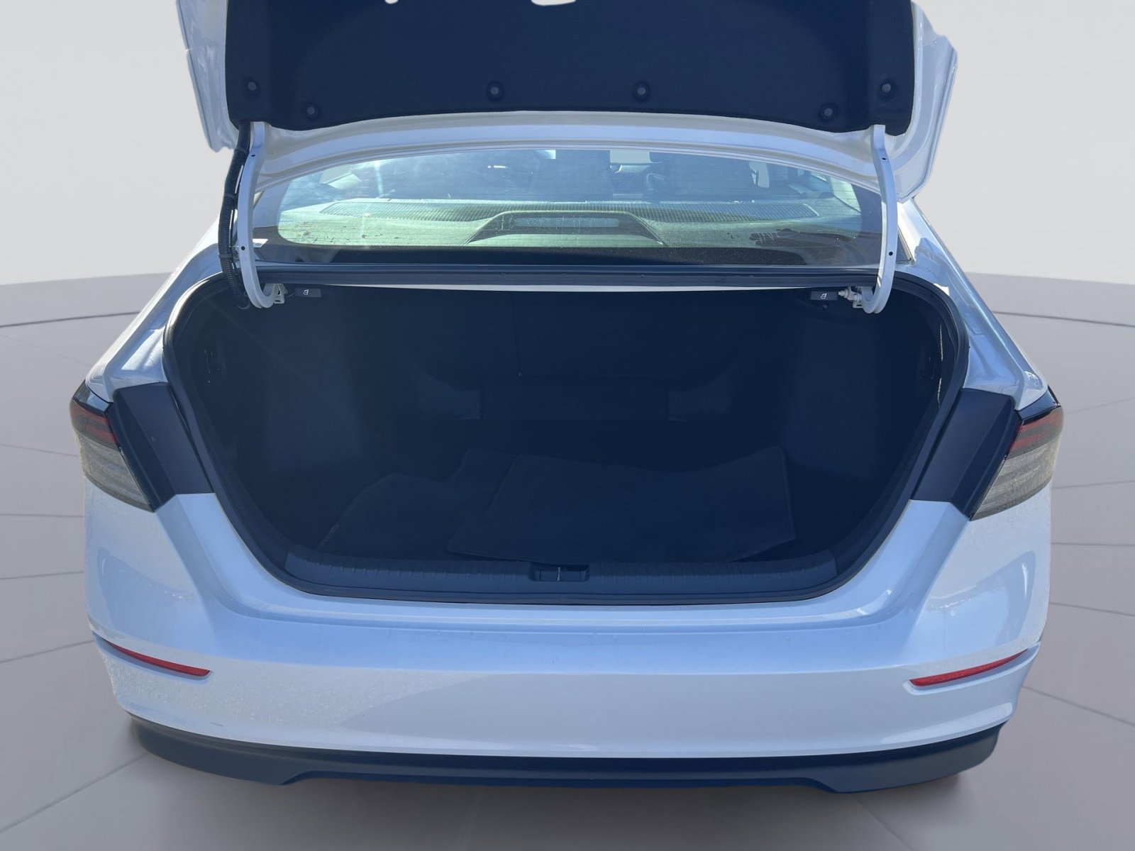 Used 2024 Honda Accord EX image 25