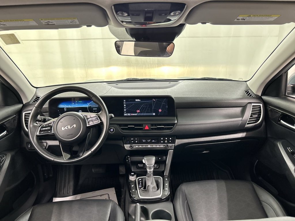Used 2024 Kia Seltos EX AWD/4WD image 19