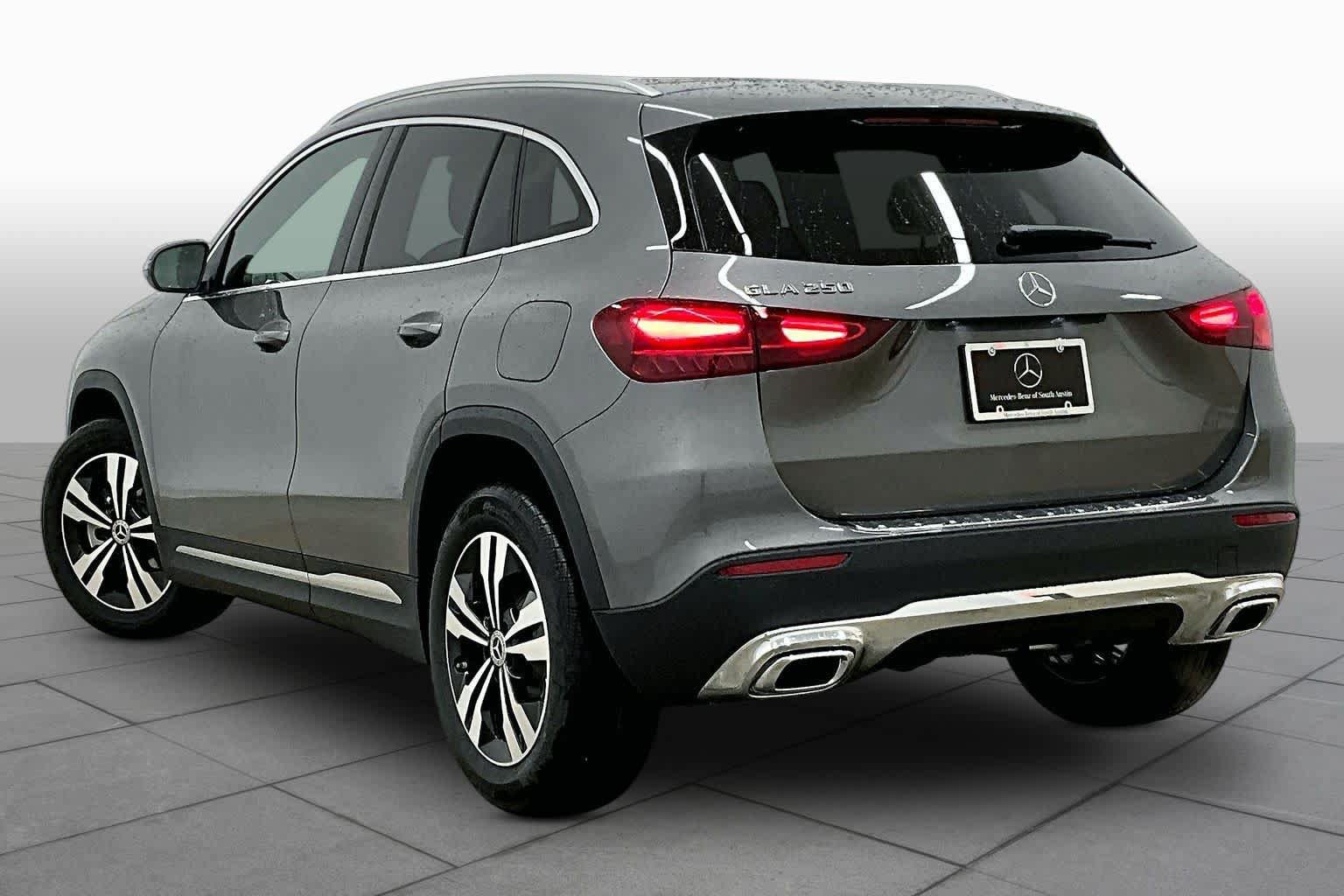 Used 2026 Mercedes-Benz GLA 250 image 12