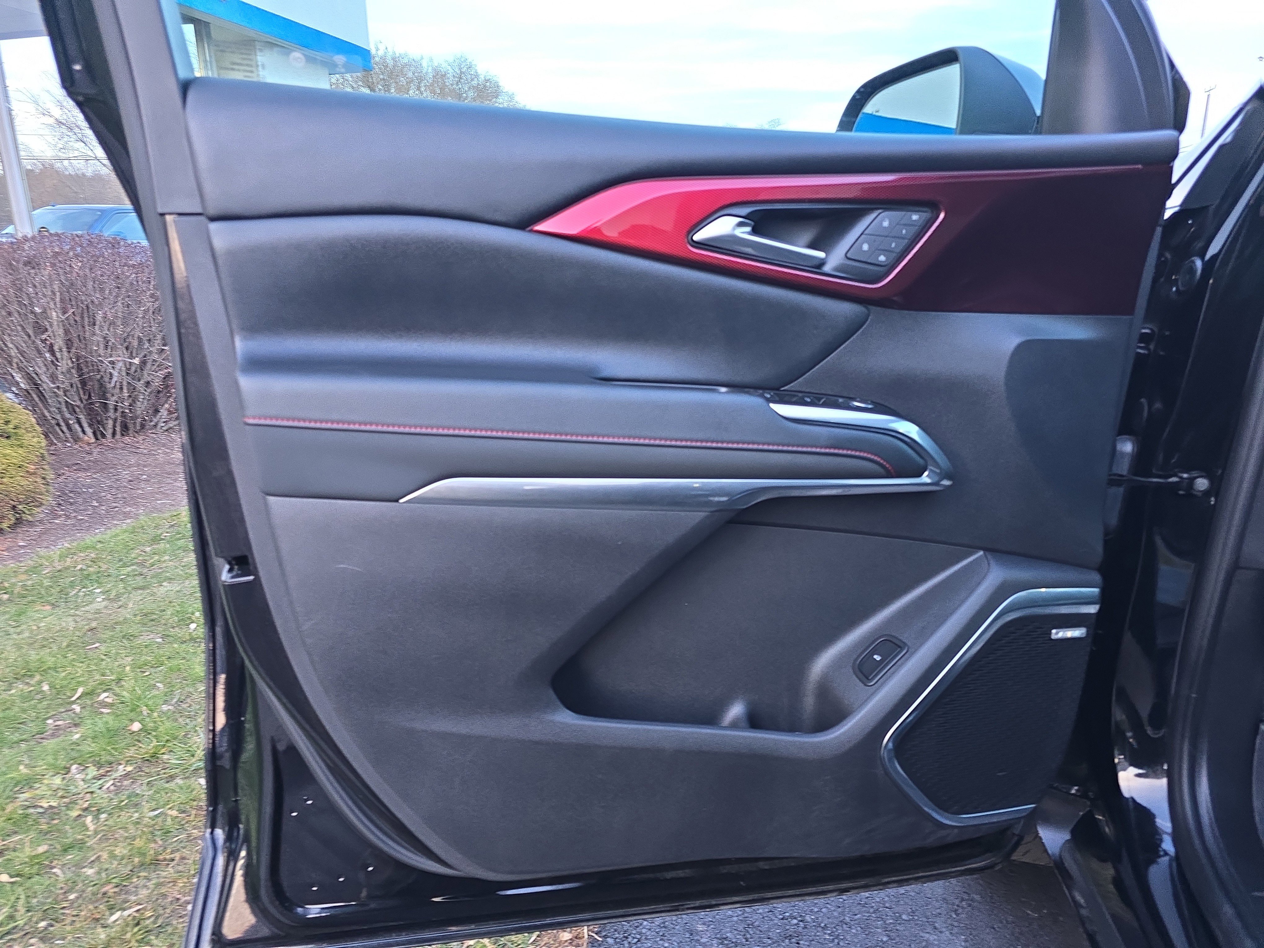 Used 2024 Chevrolet Traverse RS w/ LPO, Floor Liner Package image 18