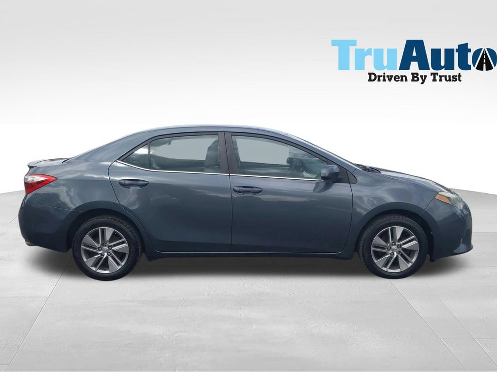 Used 2015 Toyota Corolla LE FWD image 7
