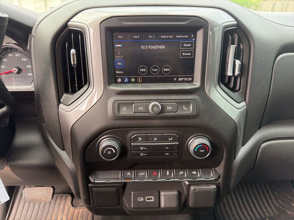 Used 2021 Chevrolet Silverado 1500 Custom w/ Safety Confidence Package RWD image 10