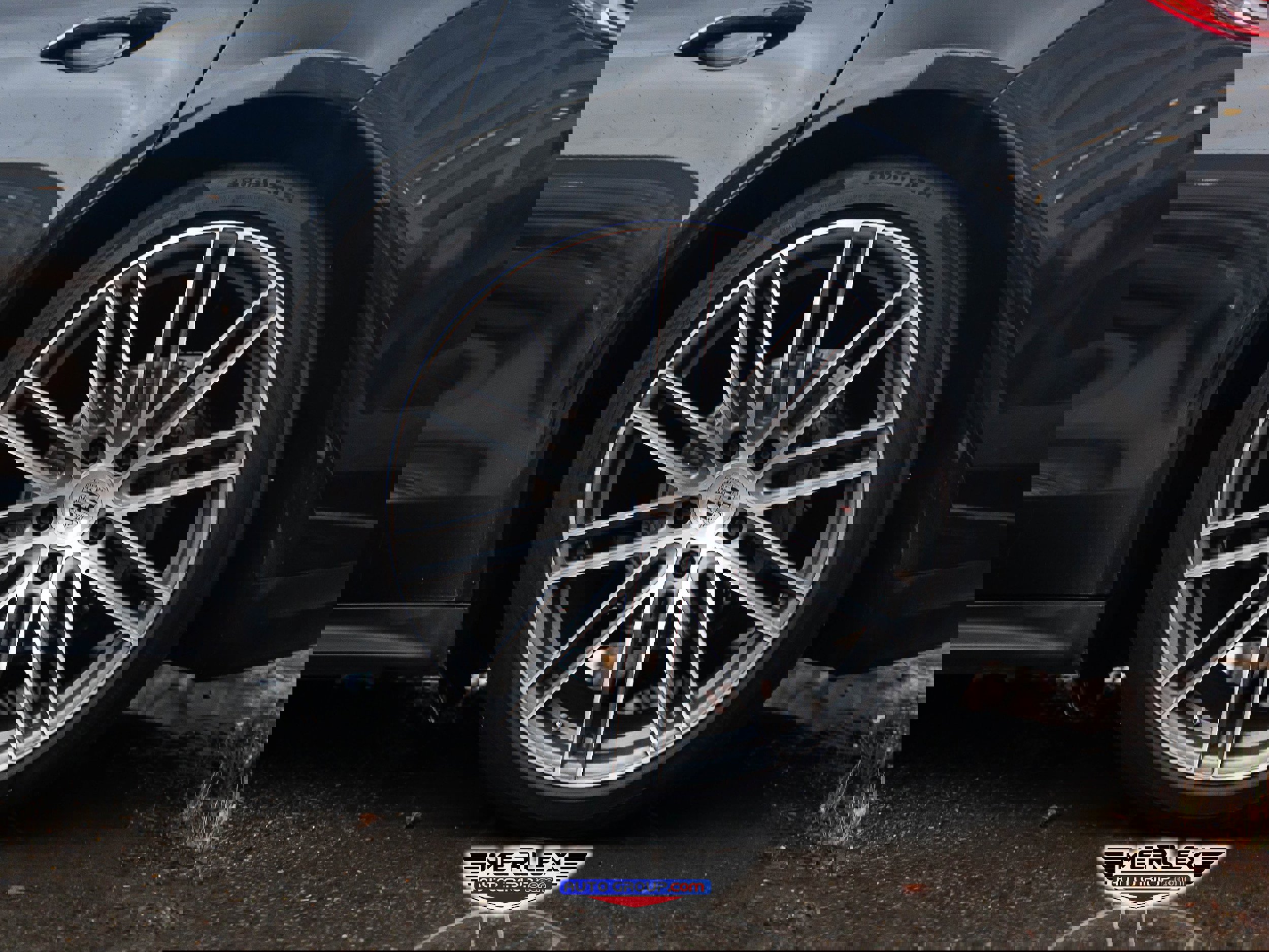 Used 2018 Porsche Panamera 4S w/ Premium Package Plus image 12