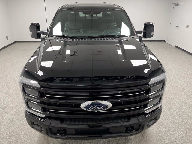 Used 2025 Ford F350 Platinum w/ Tremor Off-Road Package AWD/4WD image 3
