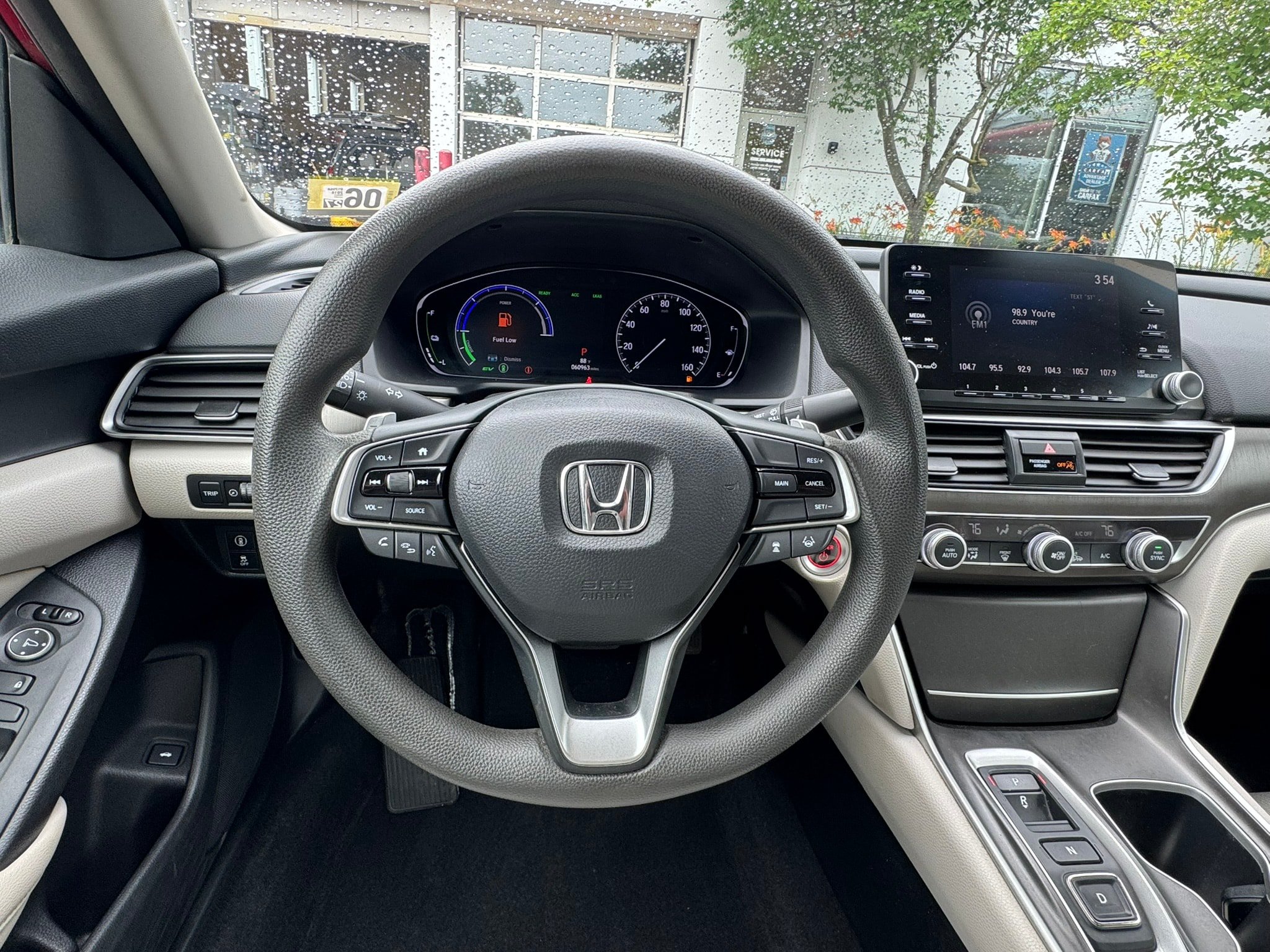 Used 2018 Honda Accord Hybrid image 14