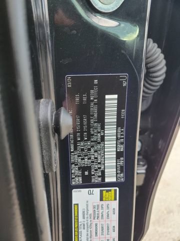 Used 2024 Toyota Corolla Cross AWD Hybrid image 33