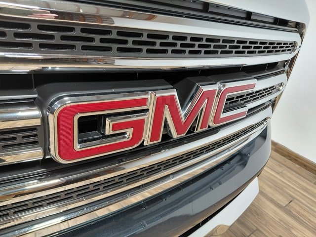 Certified 2020 GMC Canyon SLT w/ Driver Alert Package image 15