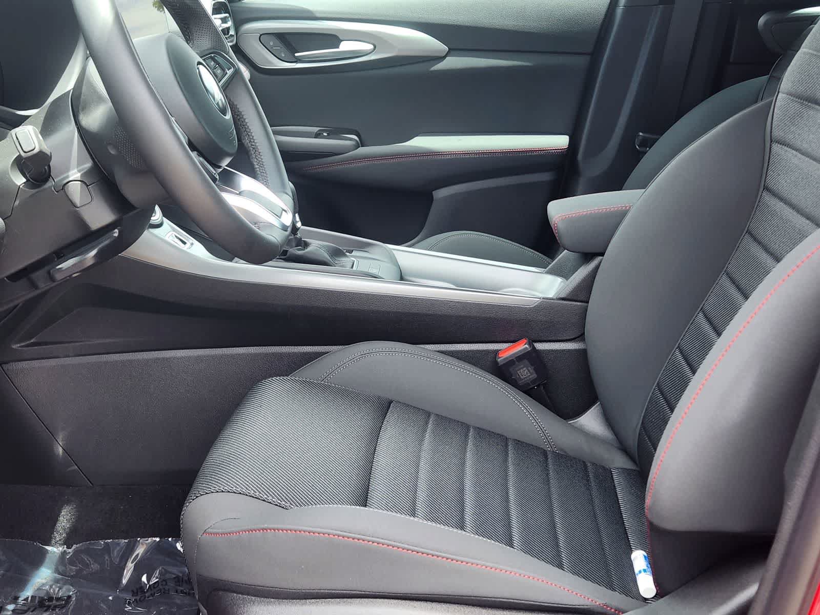 New 2025 Dodge Hornet GT w/ Cold Weather Group AWD/4WD image 12