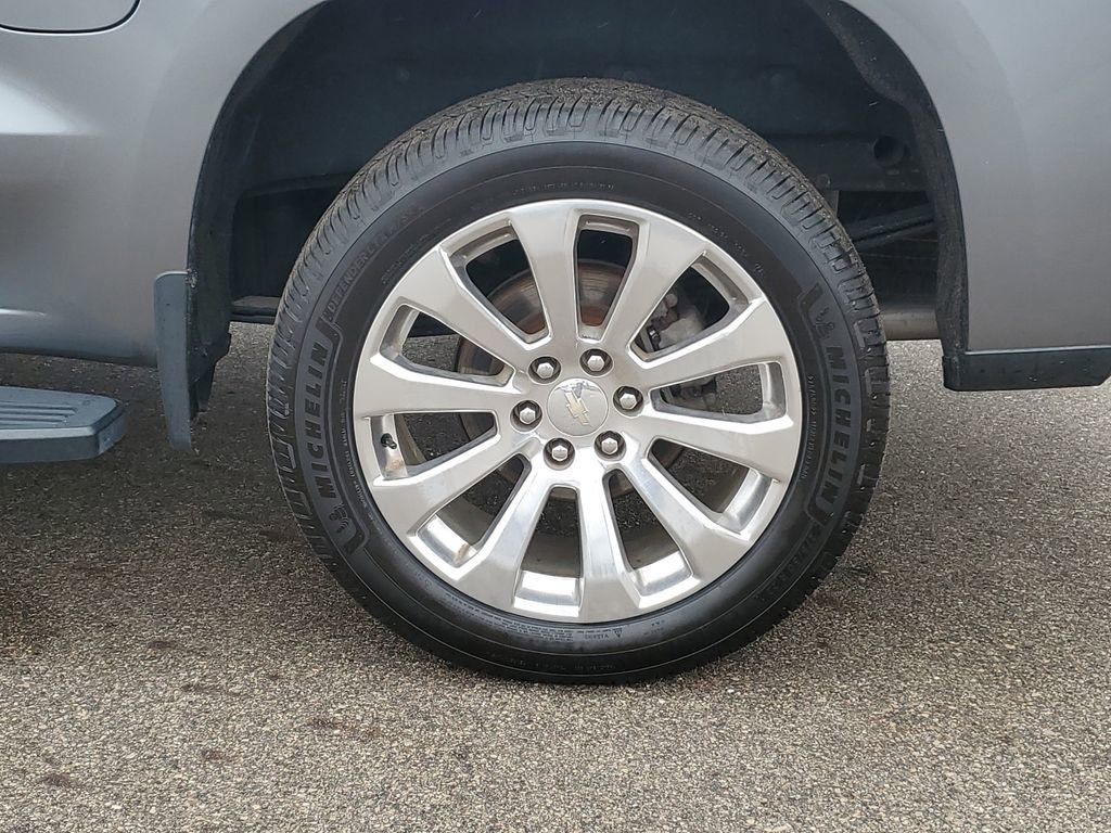 Used 2021 Chevrolet Silverado 1500 High Country image 38