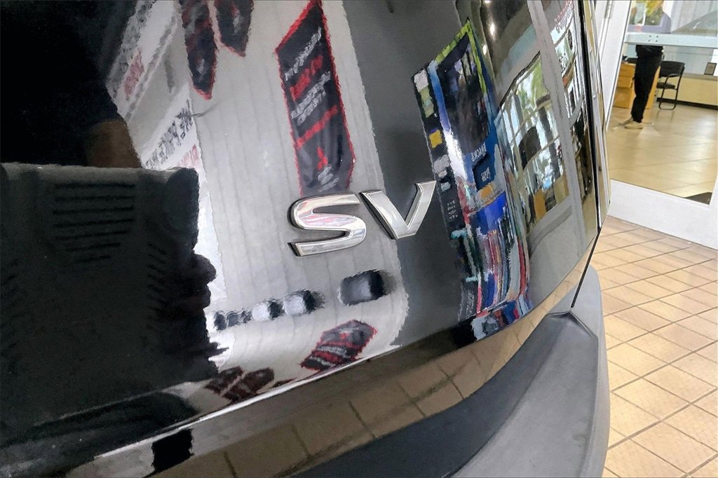 Used 2023 Nissan Rogue SV image 20