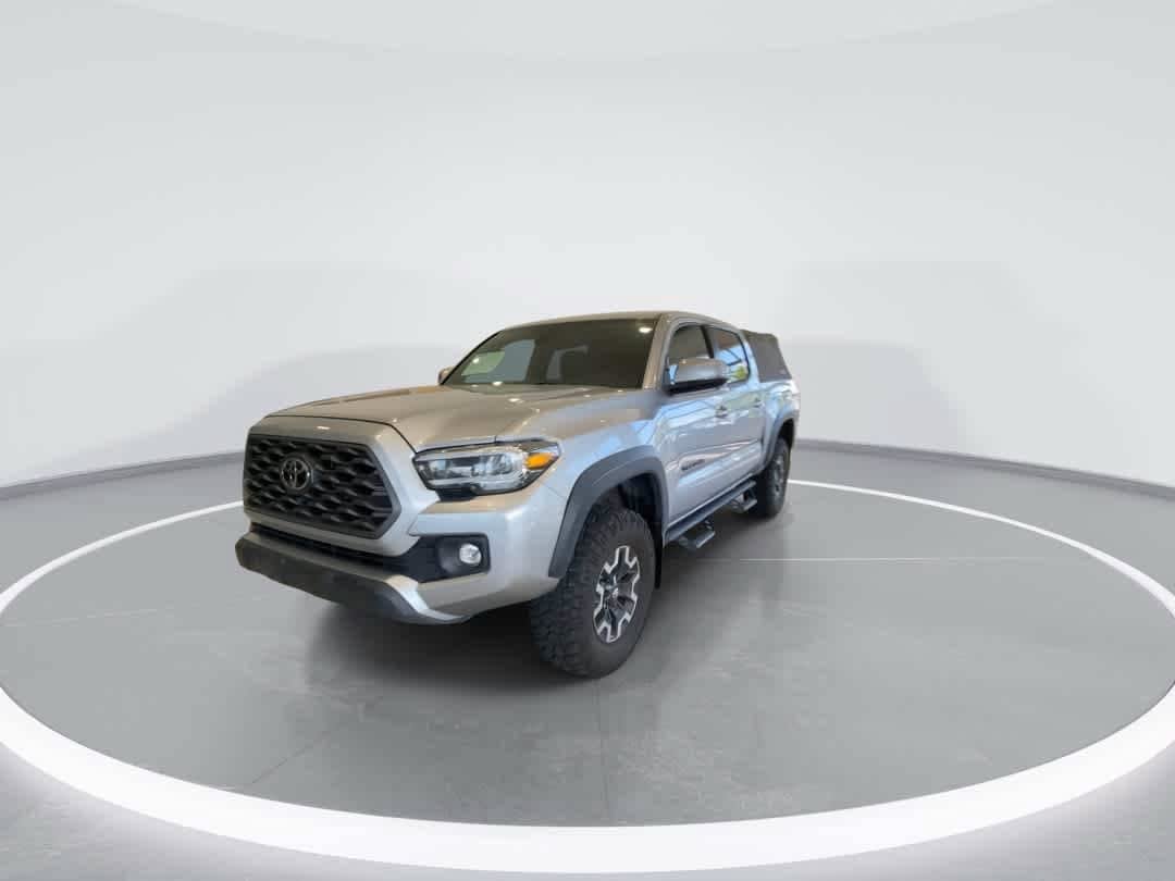 Certified 2020 Toyota Tacoma TRD Off-Road w/ TRD Premium Off Road Package AWD/4WD image 4