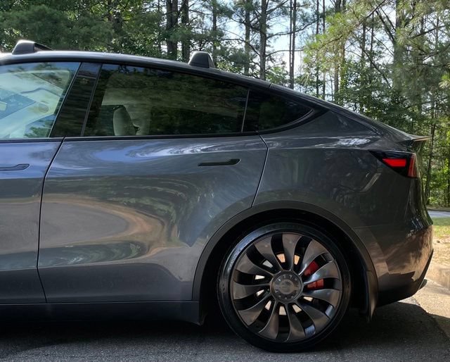 Used 2023 Tesla Model Y Performance AWD/4WD image 5