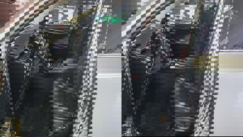 Used 2015 Lexus NX 300h AWD image 9