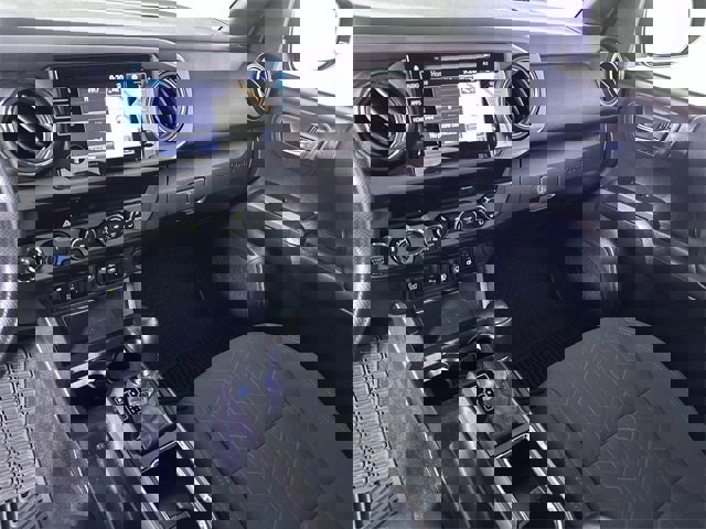 Used 2019 Toyota Tacoma TRD Sport w/ Technology Package image 36