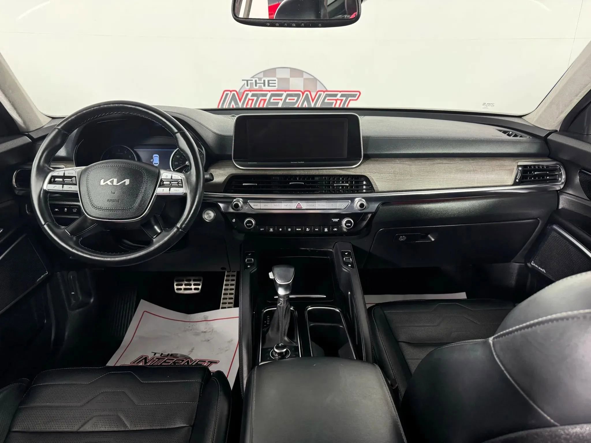 Used 2022 Kia Telluride SX w/ SX Prestige Package AWD/4WD image 11