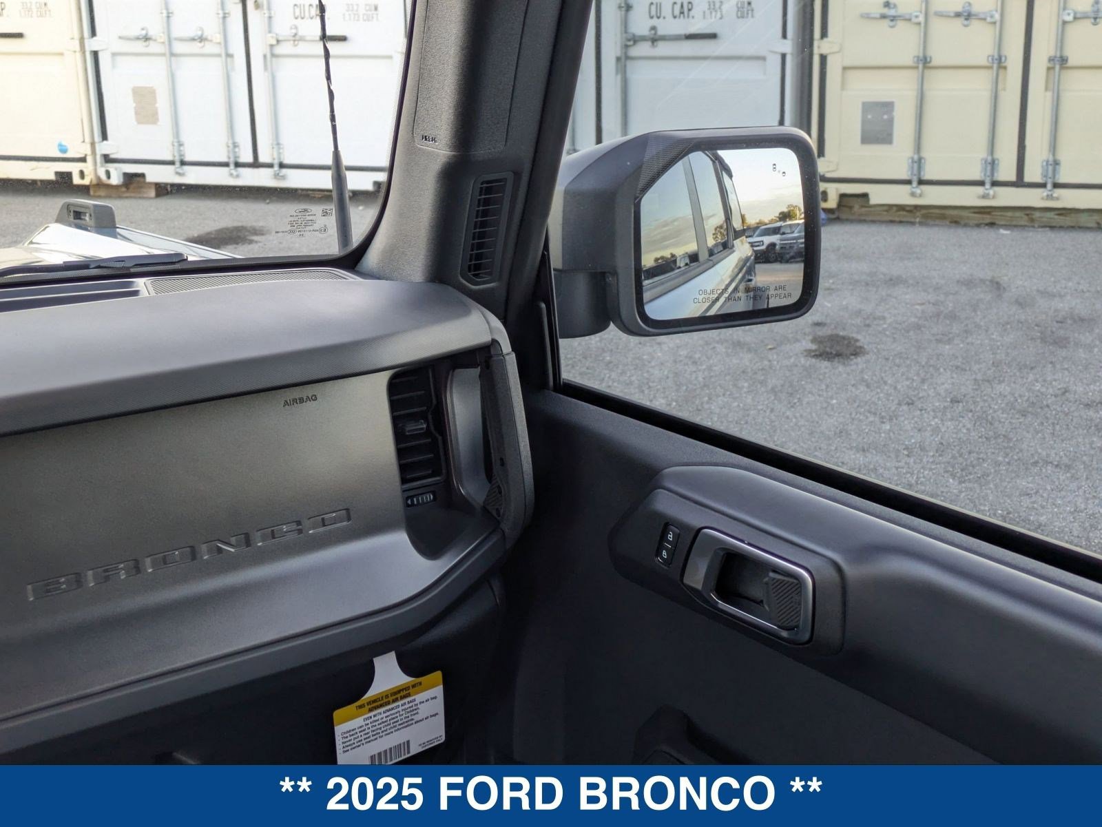 New 2025 Ford Bronco Badlands image 40