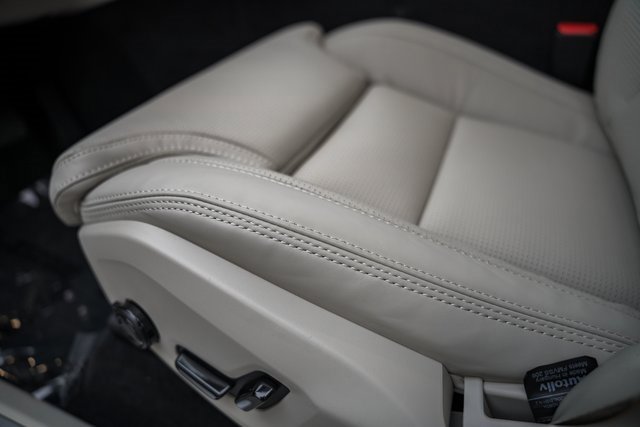 New 2026 Volvo XC90 B6 Ultra w/ Protection Package Premier image 34