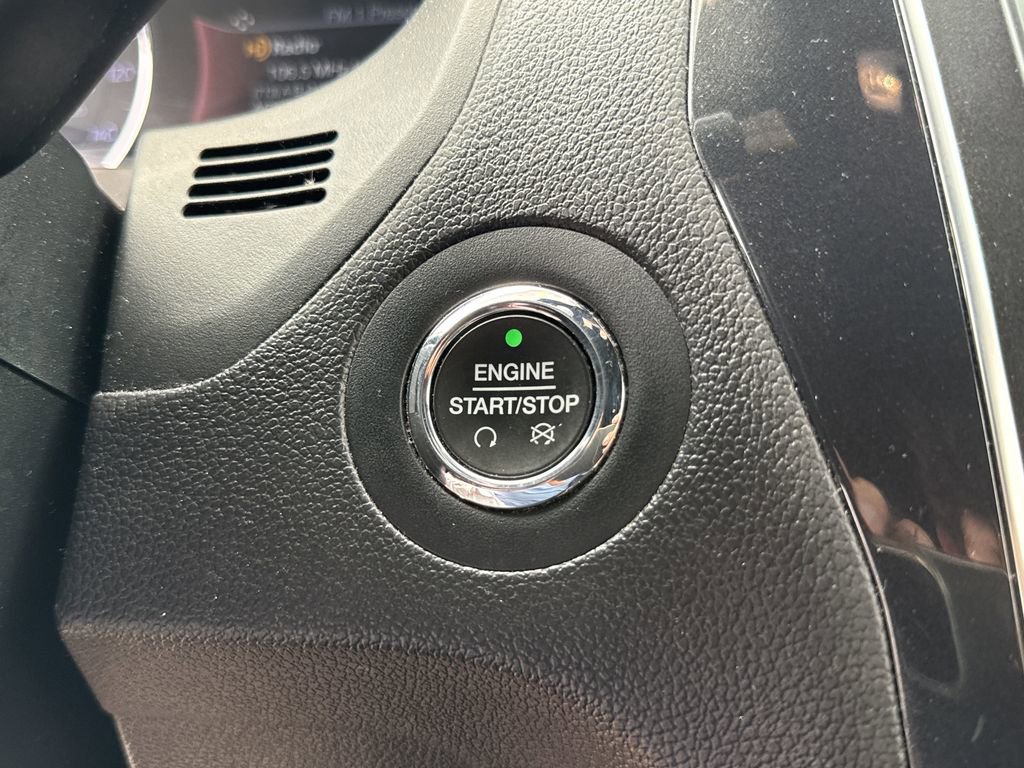 Used 2019 Ford Explorer Sport w/ Equipment Group 401A AWD/4WD image 18