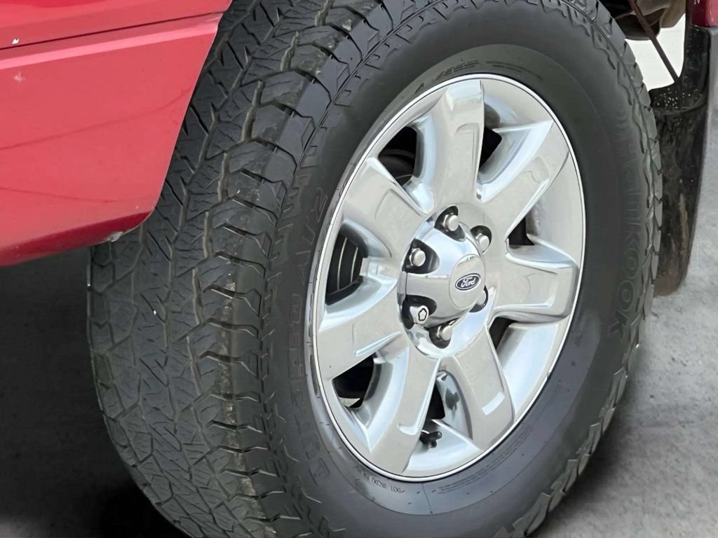Used 2014 Ford F150 XLT w/ Equipment Group 302A Luxury AWD/4WD image 27