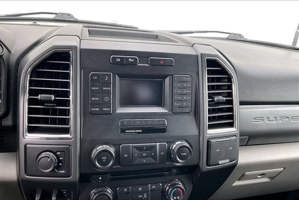 Used 2017 Ford F250 XLT AWD/4WD image 19