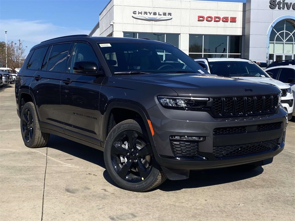 New 2025 Jeep Grand Cherokee L Limited w/ Luxury Tech Group II image 29
