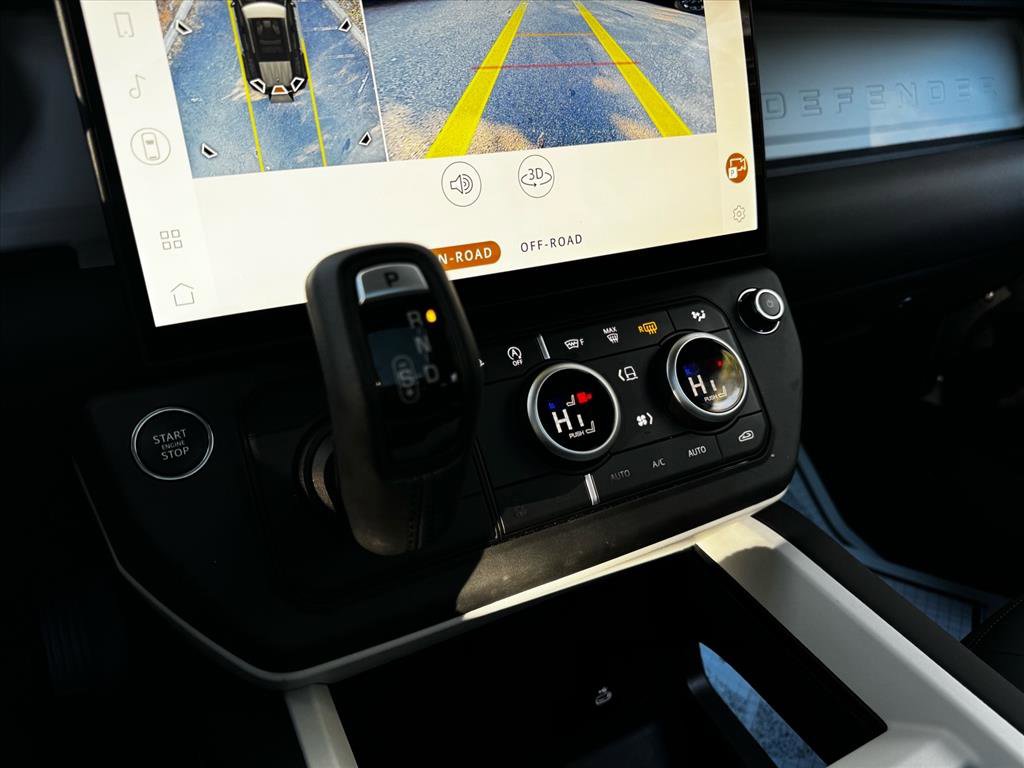 Used 2026 Land Rover Defender 110 S image 15